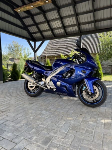 Yamaha YZF, 2004 г.