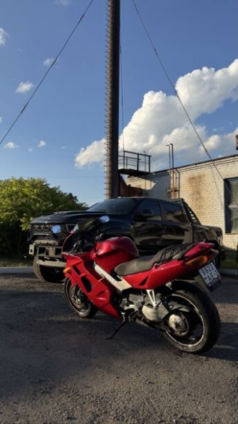 Honda VFR, 2000 г.