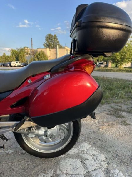 Honda Deauville 650, 2000 г.