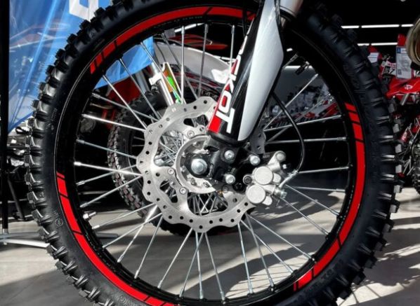 ROCKOT R5X Rampage 300, 2026 г.