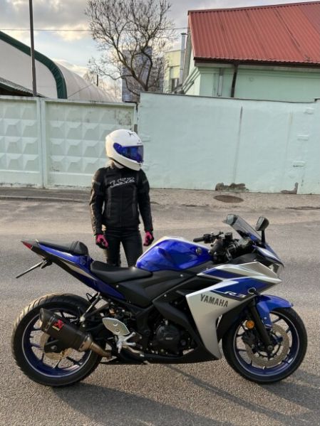 Yamaha YZF YZF-R3 (321 см³), 2015 г.