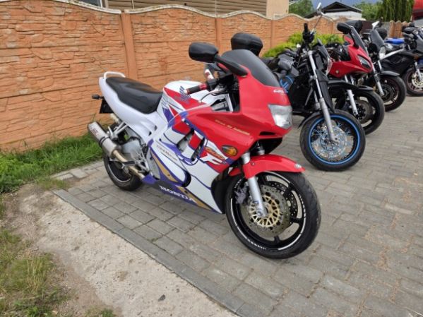 Honda CBR, 1995 г.