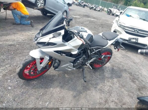 Suzuki GSX 800, 2024 г.