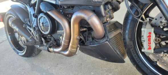 Ducati Diavel Carbon, 2011 г.