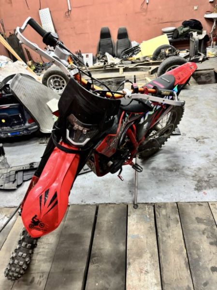 Sanchez Bandit YB300R, 2025 г.
