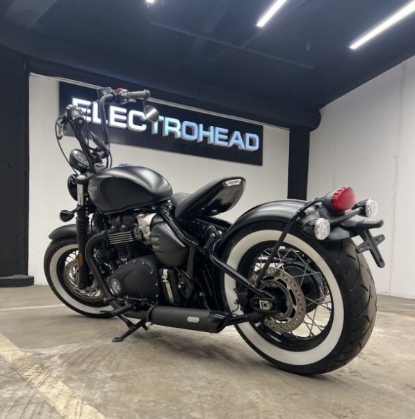 Triumph Bonneville bobber black, 2019 г.