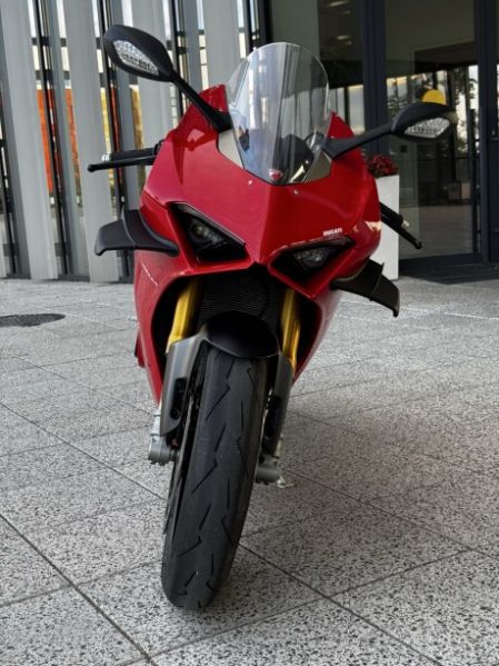 Ducati Superbike Panigale V4S, 2020 г.