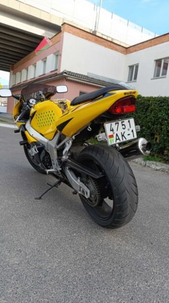 Suzuki GSX-R 600, 2002 г.