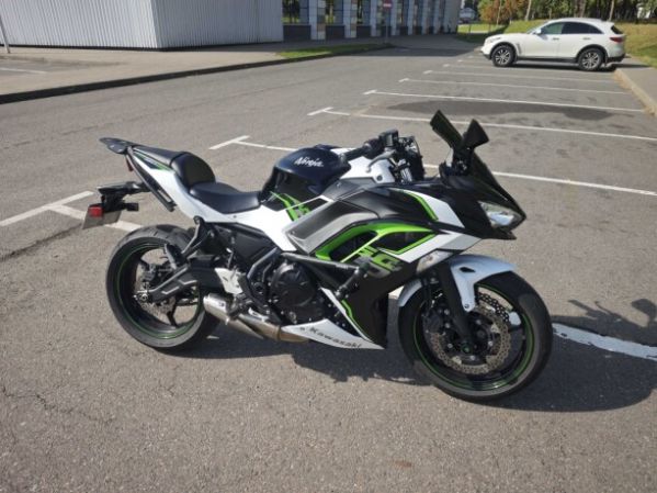  Ninja EX650