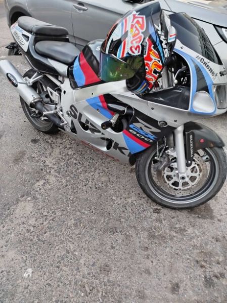 Suzuki GSX-R, 1998 г.