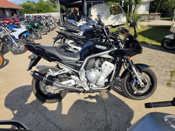 Yamaha FZS 1000, 2002 г.