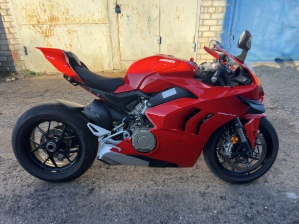 Ducati Panigale V4, 2020 г.