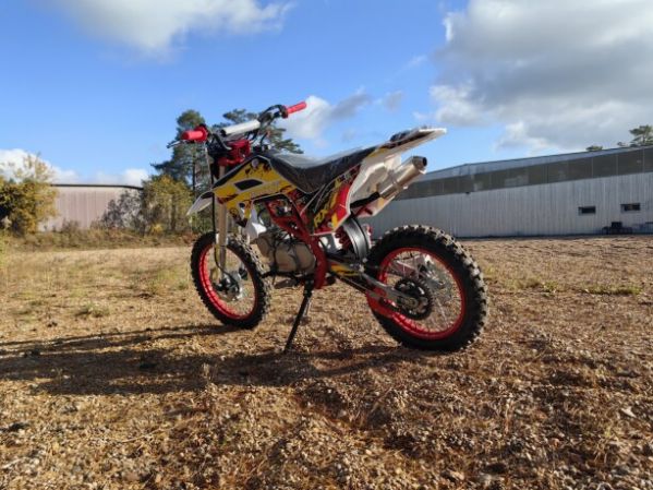 ROCKOT BASIC 125E Jokester 2.0, 2026 г.