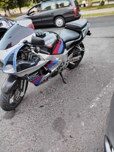 Suzuki GSX-R, 1998 г.