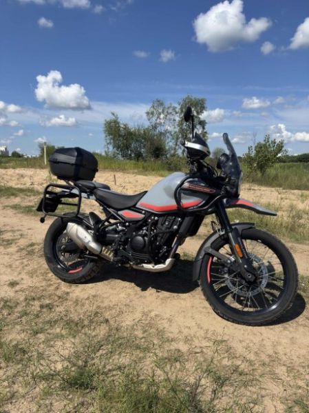 Royal Enfield Himalayan, 2025 г.