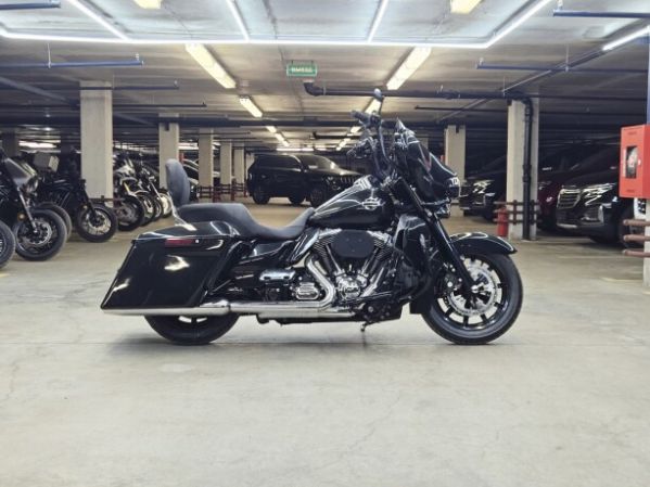 Harley-Davidson Electra Glide, 2015 г.