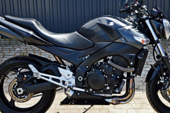 Suzuki GSR 600, 2008 г.