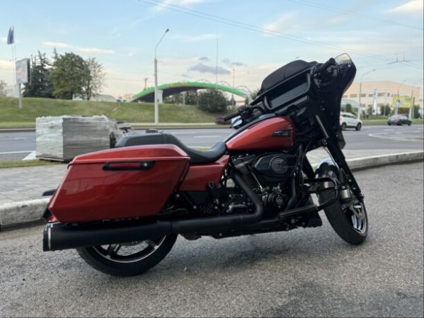 Harley-Davidson Street Glide 117, 2024 г.
