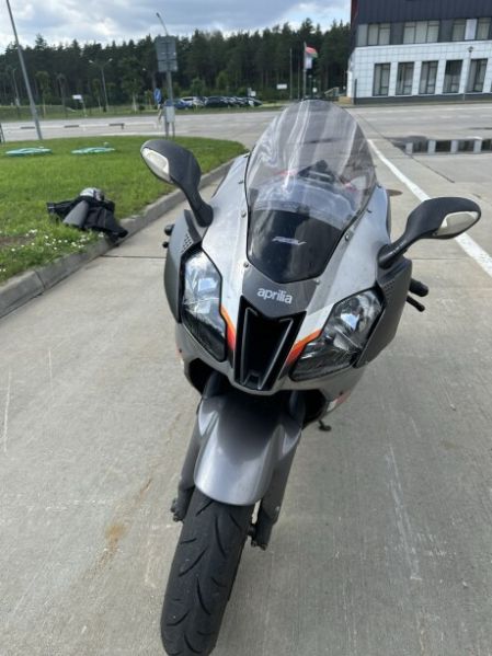 Aprilia RSV Factory, 2004 г.