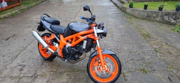 Suzuki SV, 2000 г.