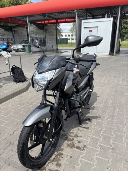 BAJAJ Pulsar, 2024 г.