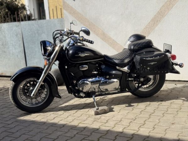 Suzuki Intruder, 2001 г.
