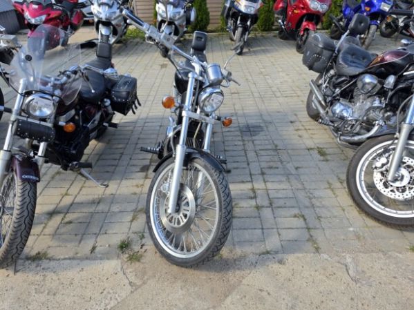 Suzuki VL800, 1999 г.