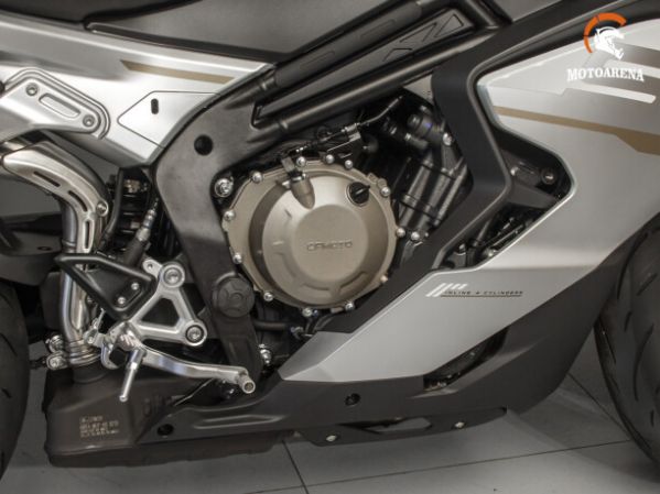CFMOTO 675SR-R, 2026 г.