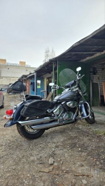 Suzuki VL800, 2004 г.
