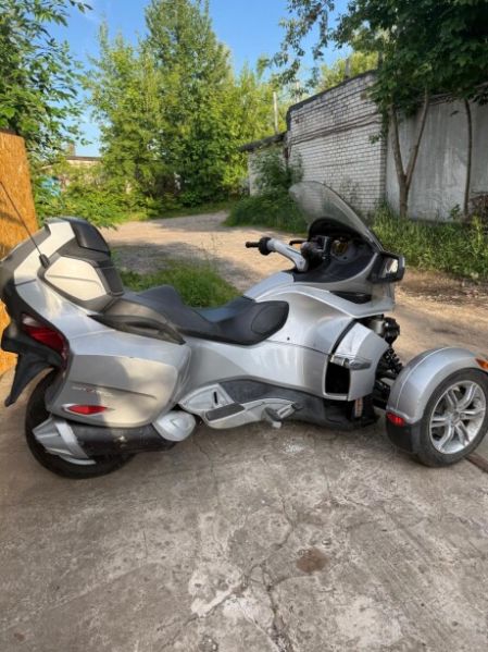 BRP Can-Am Spyder, 2011 г.
