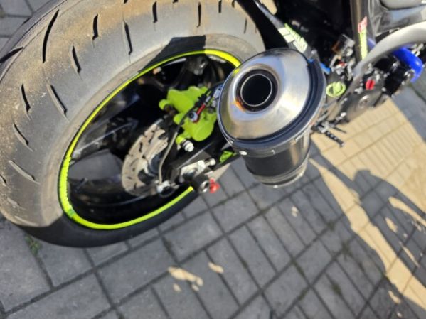Suzuki GSR, 2010 г.