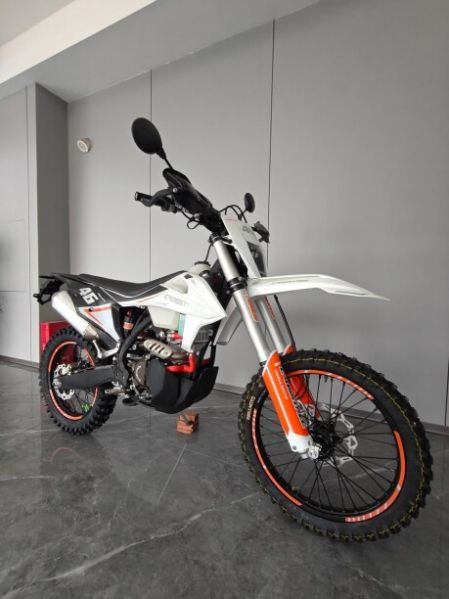 Regulmoto Crosstrec 300 2025, 2026 г.