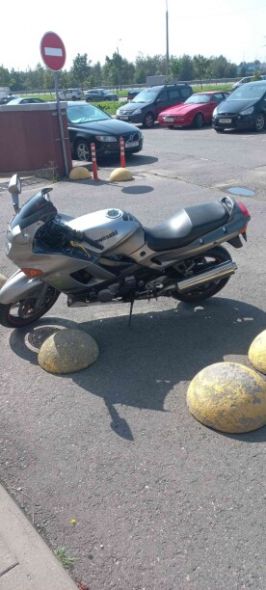Kawasaki ZZR ZZR600, 2001 г.