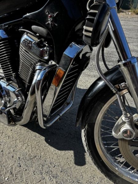 Suzuki Intruder vs 800 GLP, 2000 г.