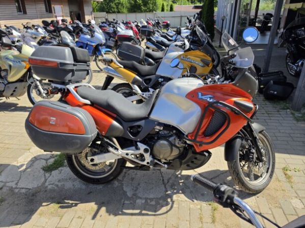 Honda Varadero, 2000 г.