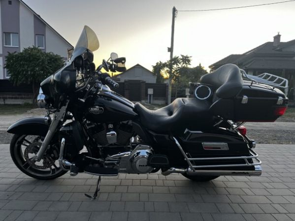 Harley-Davidson Electra Glide FLHTCU, 2013 г.