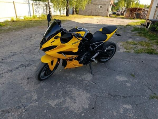 Suzuki GSX 8R, 2024 г.