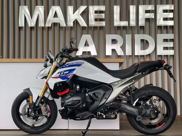 BMW R 1300 Performance, 2026 г.