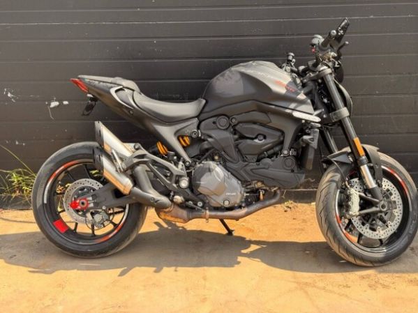 Ducati Monster 937, 2023 г.