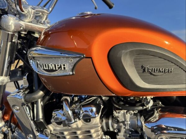 Triumph Thunderbird Adventure, 1995 г.
