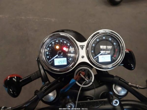 Triumph Bonneville T120/Black, 2022 г.