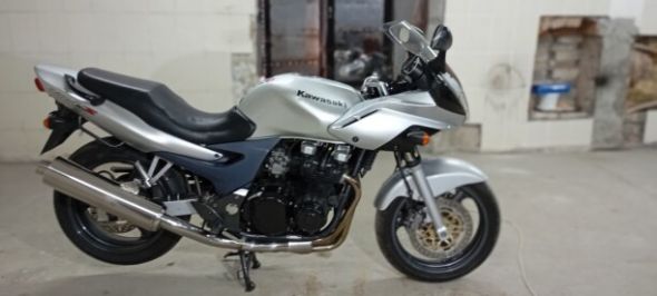 Kawasaki ZR 7s, 2001 г.
