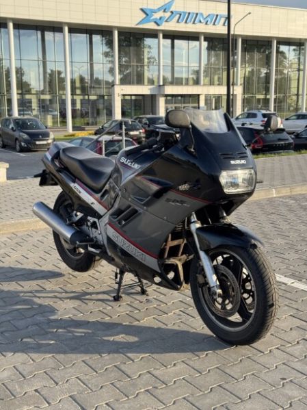 Suzuki GSX GSX1100F, 1990 г.