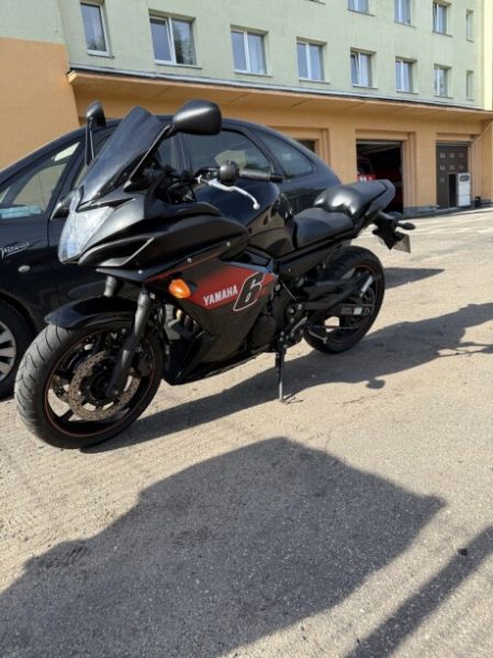 Yamaha FZR 6R, 2011 г.