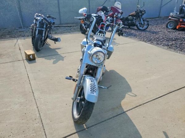 Harley-Davidson Dyna FLD, Switchback, 2012 г.