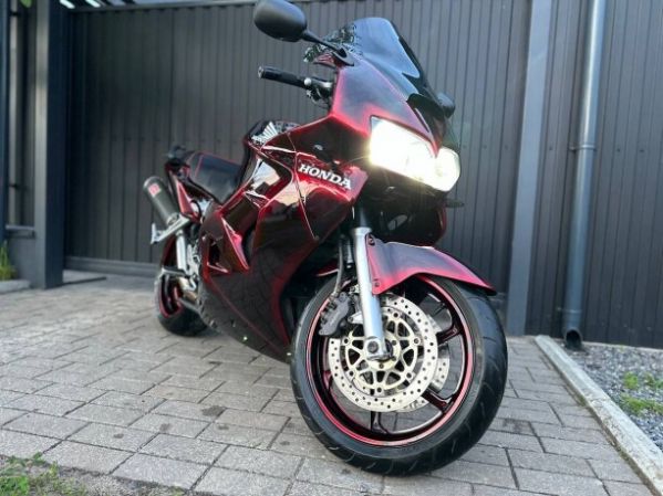 Honda VFR 800 5 поколение, 2002 г.