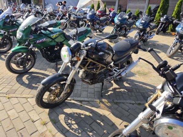 Ducati Monster, 2000 г.