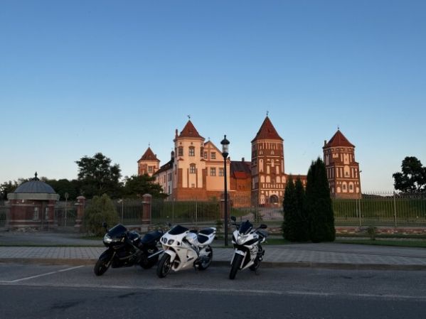 Kawasaki ZXR ZX7R, 1999 г.