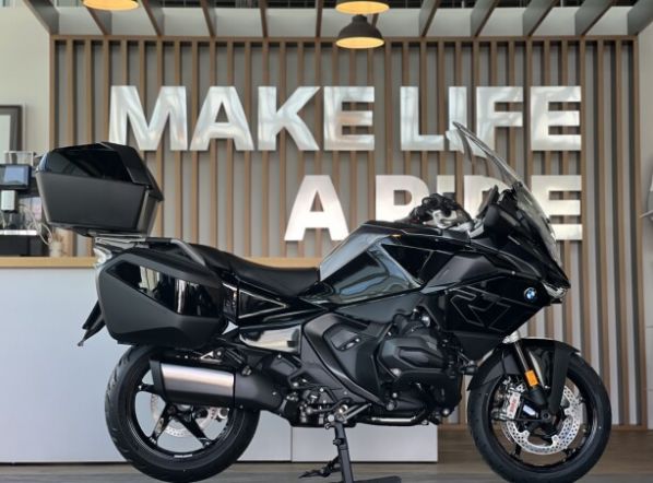 BMW R 1300 RT Triple Black, 2026 г.