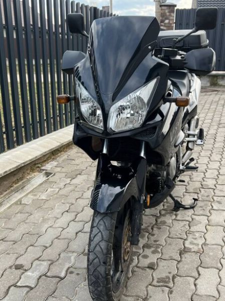 Suzuki V-Strom Первое поколение, 2002 г.